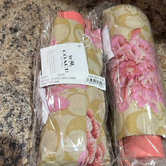 Coach LIMITED EDITION Mini Umbrella In Signature Kaffe Fassett Print - Picture 2 of 5